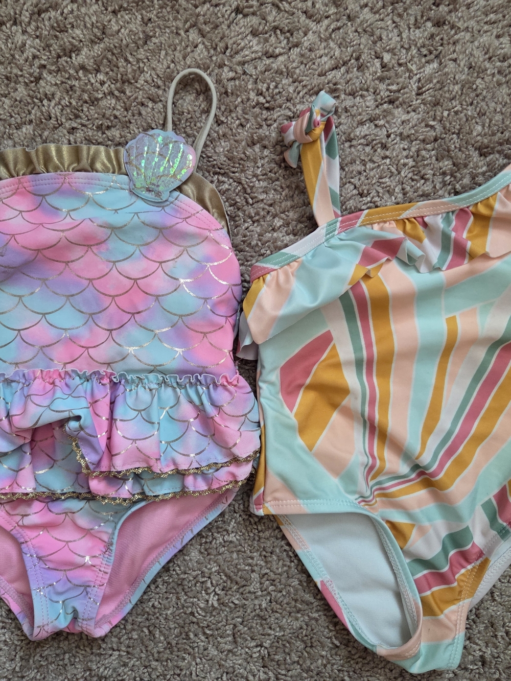 Girl's Swimwear